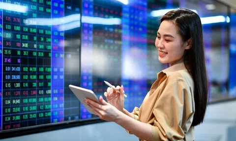 Tổng quan tháng 5, chứng khoán hồi phục mạnh và những khuyến nghị