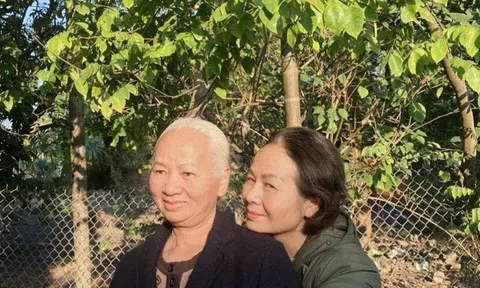 Nữ nhà báo say nghề nhưng 'khổ' vì nghiệp văn