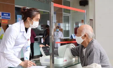 Cả nước chung tay vì mục tiêu BHYT toàn dân