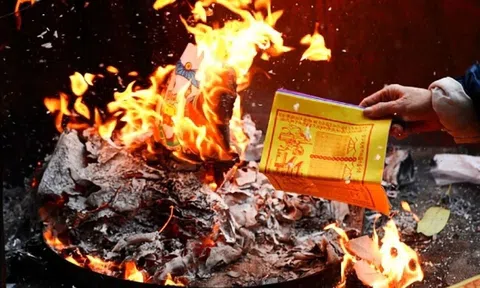 Người dân cần nâng cao ý thức đốt vàng mã trong dịp rằm tháng Bảy