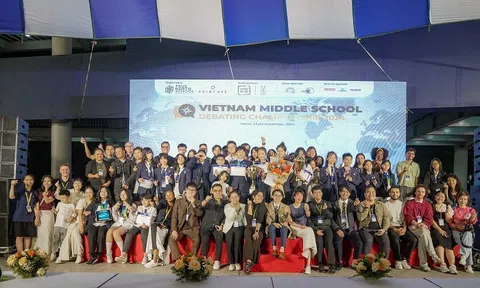 Hơn 350 thí sinh tranh tài giải Vietnam Middle School Debate Championship 2024