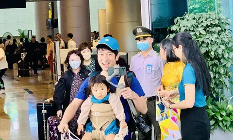 "Nới" visa để tạo đột phá phát triển du lịch