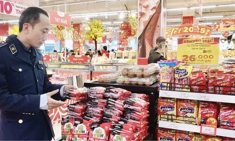 Tăng mạnh mức tiền phạt đối với người làm và bán 'thực phẩm bẩn'