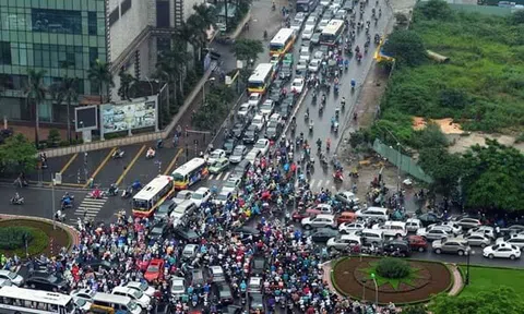 Ùn tắc "ngốn" hàng tỷ USD, đại biểu Quốc hội hiến kế "vòng xoay giao thông"