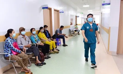 Lo ngại đơn vị y tế, giáo dục công lập phải 'cõng' thêm thuế