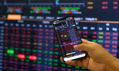 Thị trường chứng khoán hôm nay 17/7: VN-Index bật tăng trở lại, tiến sát ngưỡng kháng cự 1.480 điểm