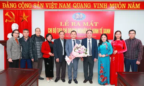 Vượt gian nan, viết nên bản lĩnh của một tạp chí trẻ