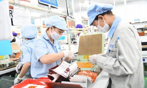 Tín dụng vượt 17,7 triệu tỷ đồng, lãi suất tiếp tục giảm hỗ trợ doanh nghiệp