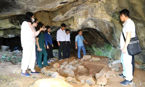Đắk Nông thăm dò và khai quật các hiện vật khảo cổ ở hang Tà Đùng