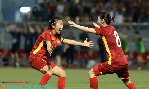 Đội tuyển Bóng đá nữ Việt Nam giành thắng lợi 2-1 trước Đội tuyển Philippines ở trận đầu SEA Games 31