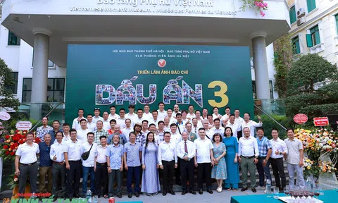 Khai mạc Triển lãm Ảnh báo chí "Dấu Ấn 3"