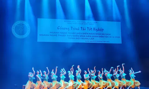 Kỳ thi tốt nghiệp ấn tượng của sinh viên Học viện Múa Việt Nam