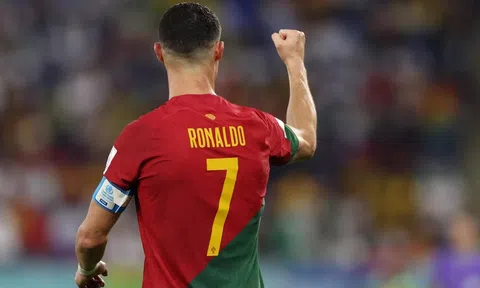 World Cup 2022: Cristiano Ronaldo đi vào lịch sử bóng đá thế giới