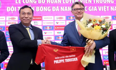 Lễ công bố tân Huấn luyện viên trưởng Đội tuyển Bóng đá nam Quốc gia Việt Nam