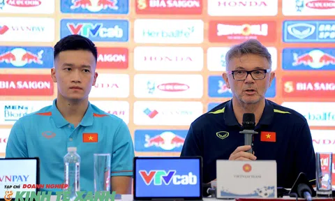 Họp báo trước trận giao hữu quốc tế giữa Đội tuyển Việt Nam và Đội tuyển Hồng Kông (Trung Quốc)