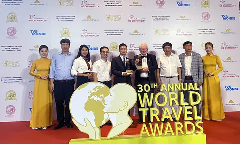 Hà Nội đón nhận 3 giải thưởng du lịch quốc tế