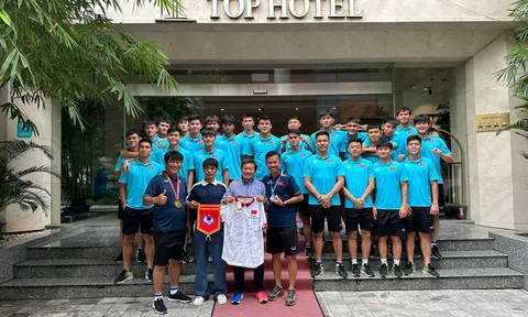 Nghĩa cử cao đẹp của đội tuyển Olympic Việt Nam