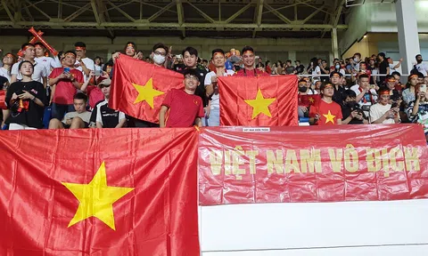 Đội tuyển Việt Nam khởi đầu suôn sẻ trong trận ra quân gặp đội chủ nhà Philippines