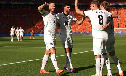 Bất ngờ đánh bại Hà Lan, Áo vươn lên đứng đầu Bảng D sau vòng đấu bảng