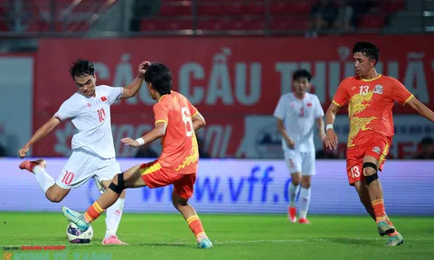 Tiền vệ Công Phương là cầu thủ xuất sắc nhất trận đấu với U20 Bhutan