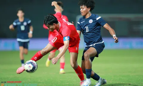 Tiền vệ Công Phương lần thứ hai liên tiếp được bầu chọn là cầu thủ xuất sắc nhất trận đấu