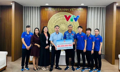 Đội tuyển nữ Việt Nam chung tay hỗ trợ đồng bào chịu thiệt hại bởi thiên tai