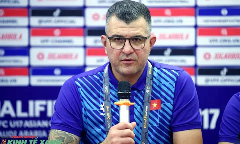 HLV Cristiano Roland nuối tiếc vì các cầu thủ U17 Việt Nam bỏ lỡ nhiều cơ hội ghi bàn