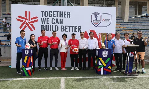 Cúp vàng vô địch Đông Nam Á - ASEAN Cup 2024 ghé thăm Hà Nội