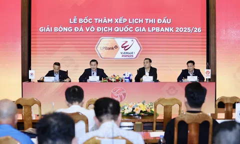 Lễ bốc thăm xếp lịch thi đấu giải bóng đá Vô địch quốc gia LPBank 2025-2026 tổ chức tại Hà Nội