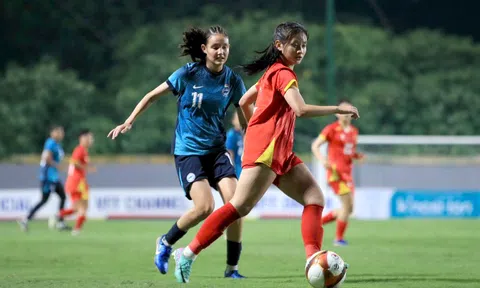 Thắng đậm Singapore, U20 nữ Việt Nam vươn lên dẫn đầu Bảng B sau lượt trận đầu tiên