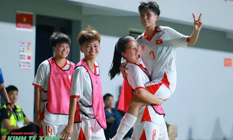 U20 nữ Việt Nam "đè bẹp" U20 nữ Hồng Kông bằng chiến thắng 6 sao