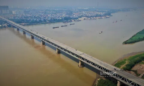 Cấm các phương tiện lưu thông trên tầng 2 cầu Thăng Long phục vụ công tác kiểm định, thử tải cầu