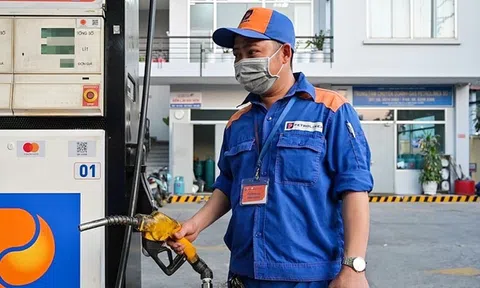 Giá xăng dầu hôm nay 11/10: Thế giới giảm mạnh, trong nước đồng loạt điều chỉnh giảm