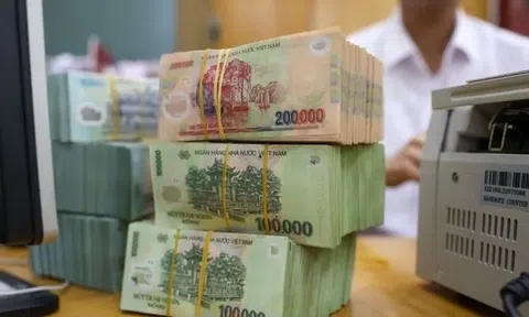 Lãi suất ngân hàng hôm nay 12/11/2025: Cuộc đua huy động tiền gửi nóng lên cuối năm