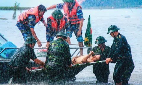 Quân đội sẵn sàng công tác ứng phó bão số 11