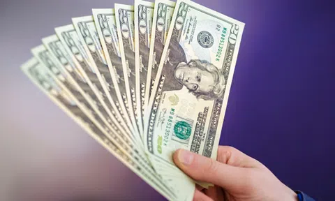 Tỷ giá USD hôm nay 13/6/2025: Đồng USD tiếp tục ghi nhận đà giảm mạnh