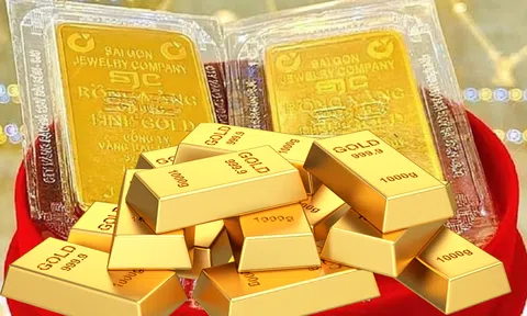 Giá vàng vượt 140 triệu đồng/lượng