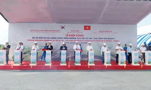 Khởi công dự án cao tốc Mỹ An - Cao Lãnh