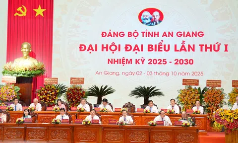 Một An Giang - Một tầm nhìn - Một ý chí - Một niềm tin thắng lợi