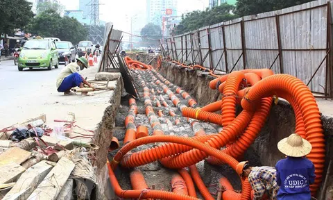 Hà Nội xây dựng kế hoạch hạ ngầm cáp viễn thông, điện lực thêm 300 tuyến phố