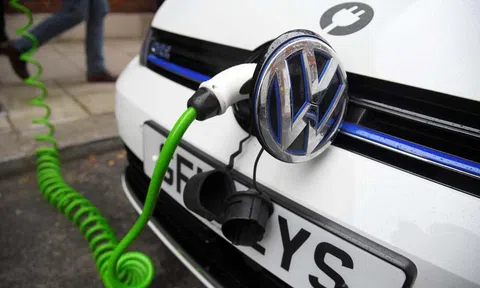 Indonesia "mời gọi" các doanh nghiệp Đức đầu tư vào lĩnh vực pin xe điện