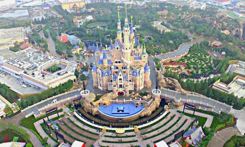 Các doanh nghiệp du lịch và dịch vụ giải trí của Trung Quốc gặp khó khăn