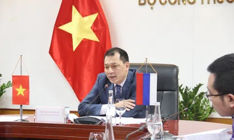 Việt Nam – Nga sớm ký kết Nghị định thư hợp tác về sản xuất ô tô