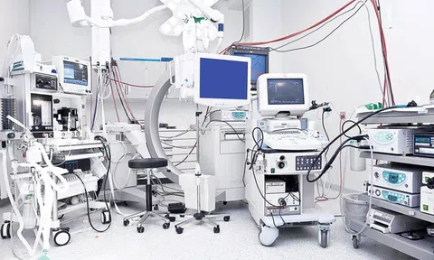 Đề xuất quy định công khai giá trang thiết bị y tế