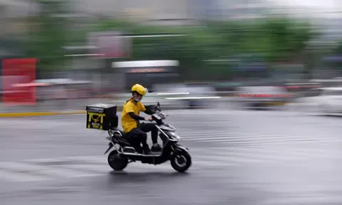 Trung Quốc: Lái xe công nghệ đối mặt với rủi ro nghề nghiệp