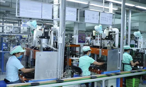 Báo Nikkei: Các nhà máy ở Việt Nam nhanh chóng khôi phục sản xuất