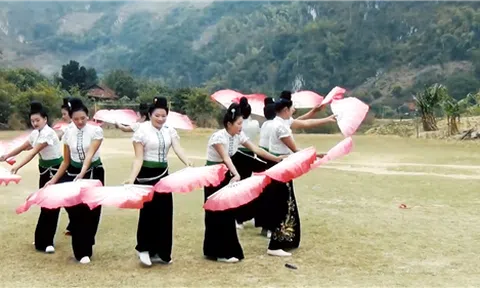 Cải đạo, có hỗ trợ cải thiện kinh tế trong vùng Đồng bào Dân tộc thiểu số?