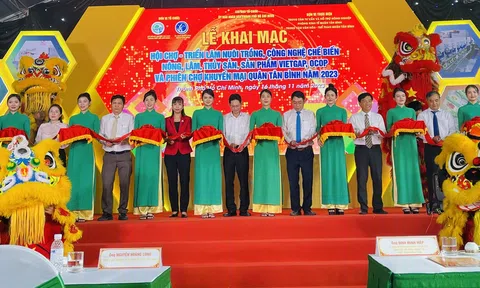 Sản phẩm nông nghiệp nhiều tỉnh thành tụ hội về TP.HCM, kích cầu tiêu dùng dịp cuối năm 2023