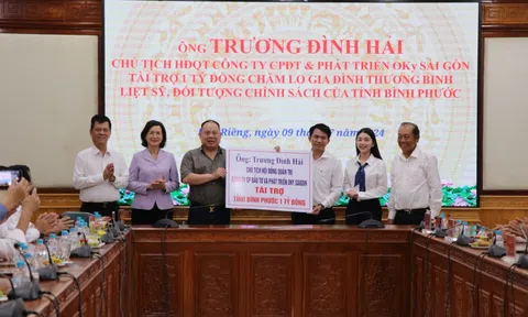 Công ty Oky Sài Gòn - Tập đoàn Ngân Tín trao tặng 1 tỷ đồng chăm lo cho các gia đình chính sách tỉnh Bình Phước