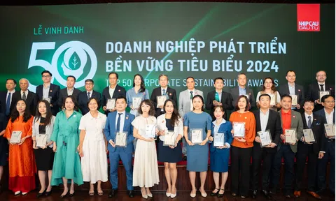PNJ hai lần lập ‘hat-trick’ ESG tại giải thưởng phát triển bền vững